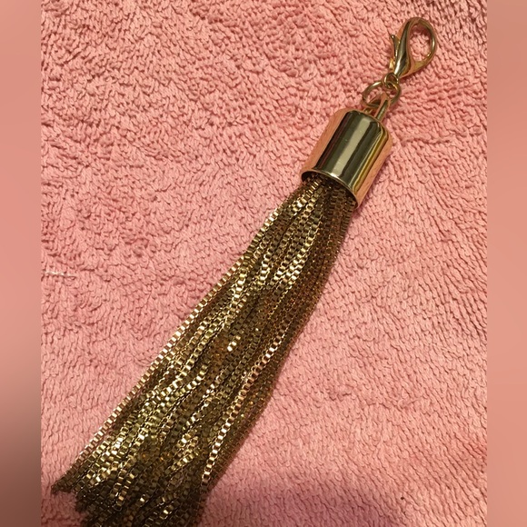 TASSEL GOLD TONE METAL CHAIN CHARMS KEY FOB UNBRANDED - Picture 8 of 9
